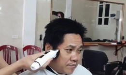 理发师大叔爆料视频网址,火爆视频背后的惊人真相